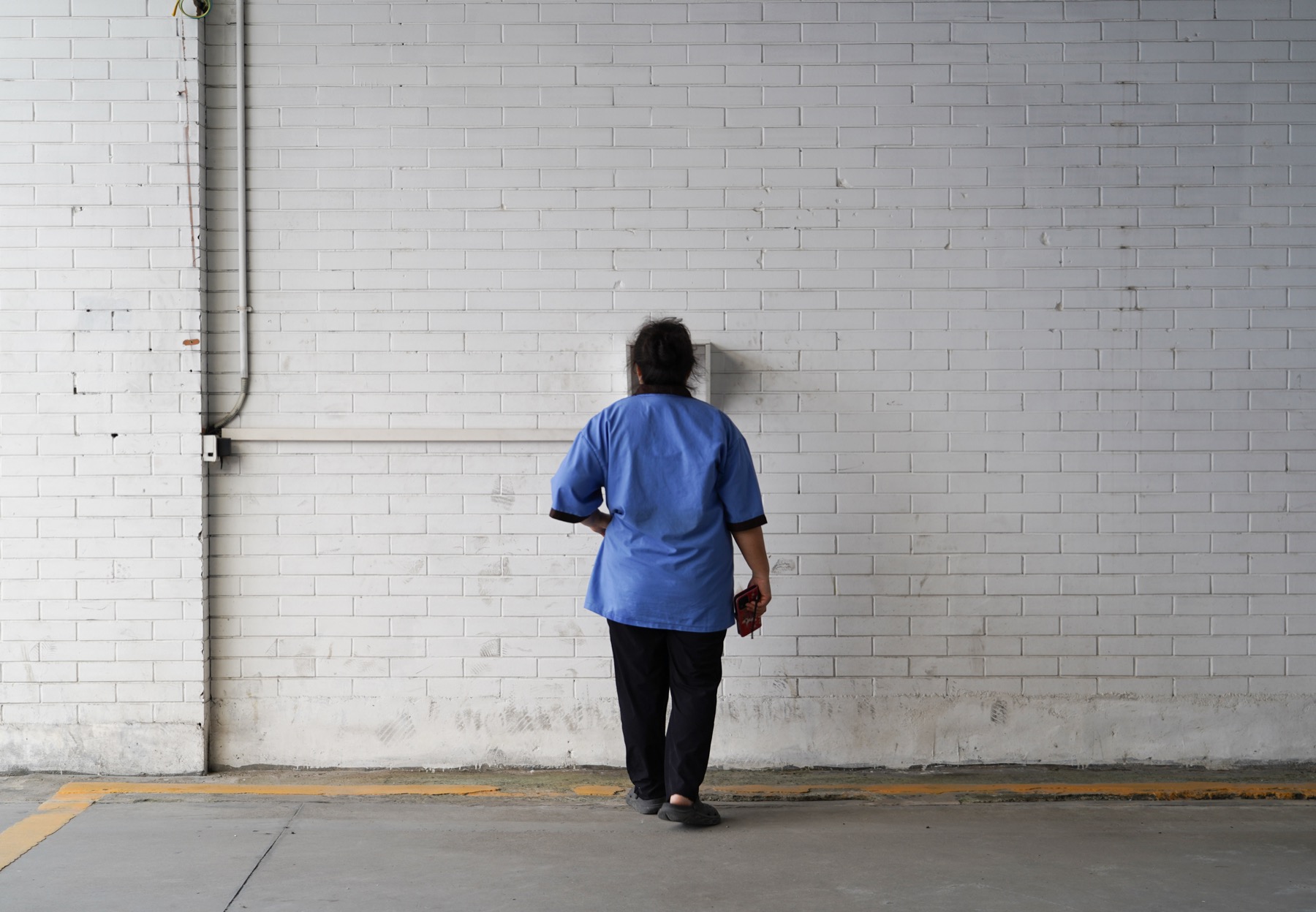 Clocking In — Yan Jiacheng (闫家成), view image 4