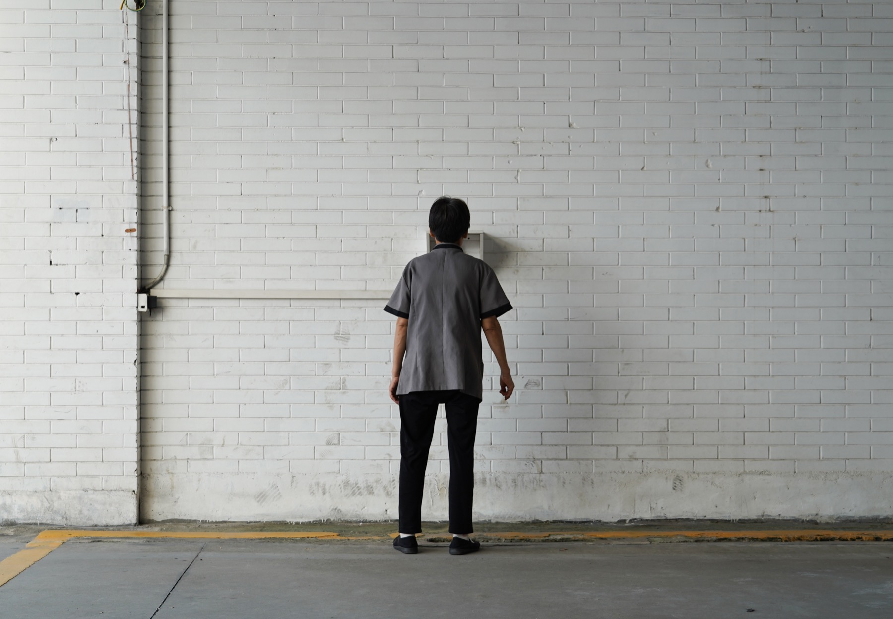 Clocking In — Yan Jiacheng (闫家成), view image 13